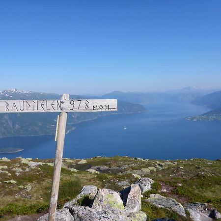 Balestrand Fjordapartments Εξωτερικό φωτογραφία