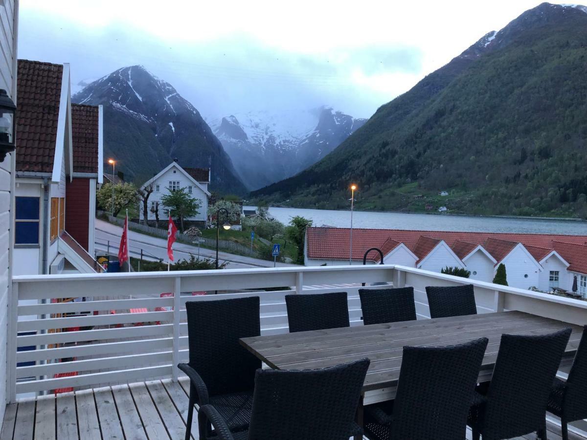 Balestrand Fjordapartments Εξωτερικό φωτογραφία